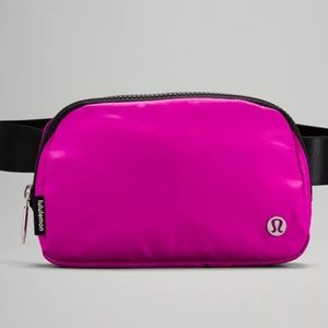LULULEMON EVERYWHERE BELT BAG
